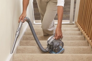 Aspirateur à main sans fil - 12 min d'autonomie