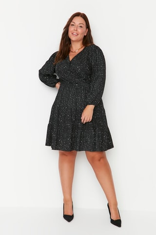 Vestido estilo patinadora Preto e branco
