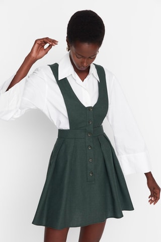 Vestido estilo patinadora Caqui