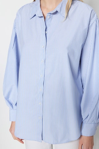 Camisa Azul-celeste