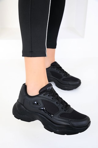 Sapatilhas com plataforma - Preto