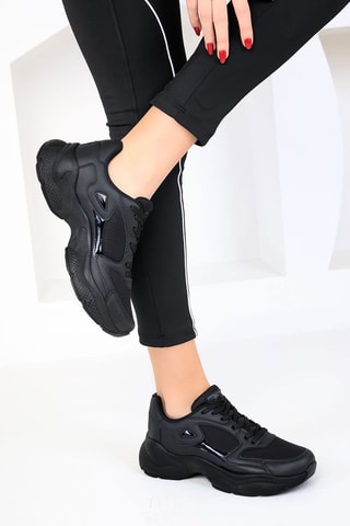 Sapatilhas com plataforma - Preto