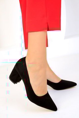 Sapatos de salto - Preto
