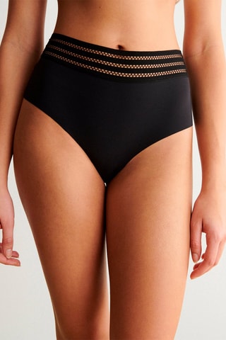 Cueca de cintura subida - Preto