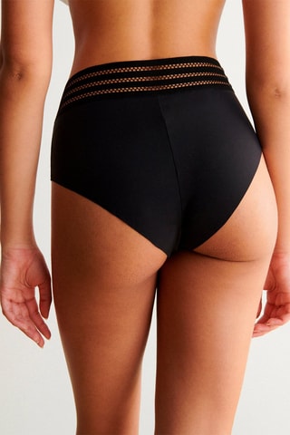 Cueca de cintura subida - Preto