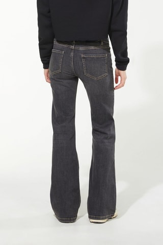 Jeans 
Grijs