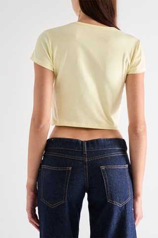 Cropped T-shirt - Zachtgeel