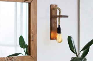 Grenenhouten Wandlamp Ahsap - Naturel en Zwart