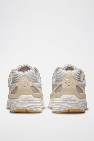 Nike P-6000 en cuir - Beige
