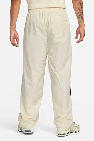 Pantalon droit Nike Swoosh - Beige