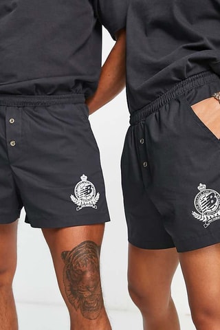 Short Members Club - Zwart - New Balance