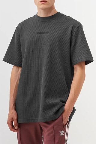 T-shirt Tonal Textures - Zwart en Antraciet - Adidas