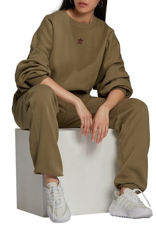 Sweater Essentials Kaki