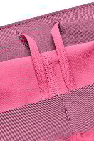 Short 
Roze