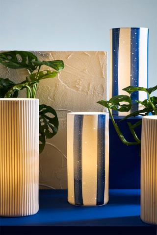 Lampe à poser en porcelaine Alaria - Indigo et blanc