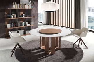 Table en porcelaine et noyer - 150 x 75 x 150 cm