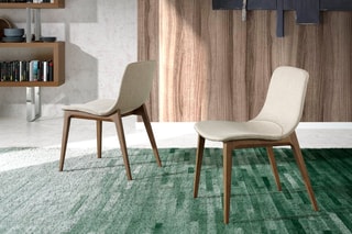 2 chaises Beige et naturel