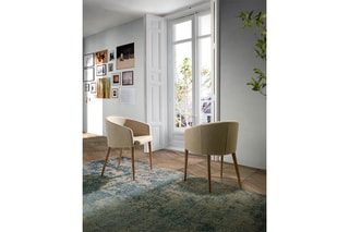 2 chaises Beige et naturel