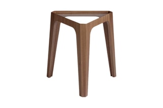 Table d'appoint 
Imitation noyer