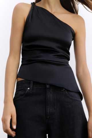 Asymmetrische Top Zwart