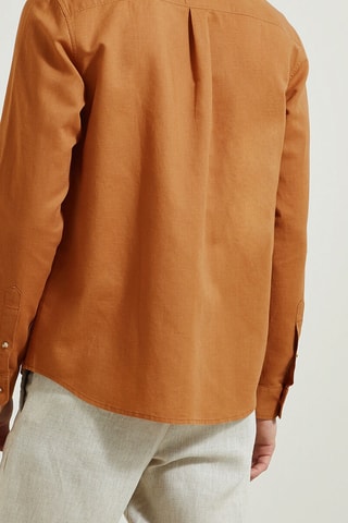 Camisa regular em linho - Camel