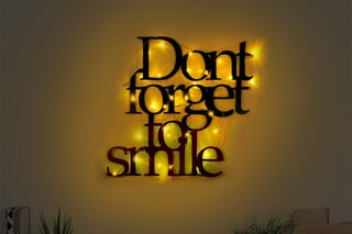 Décoration murale LED Don't Forget To Smile - Noir - 67 x 70 cm
