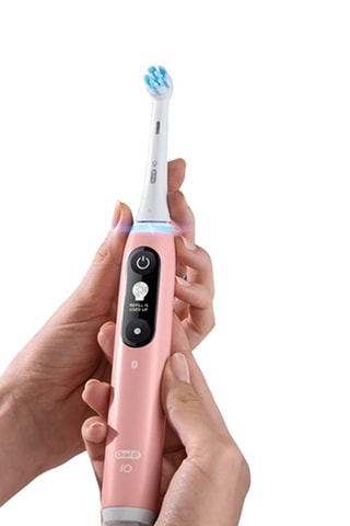 Brosse à dent électrique iO6 Series connectée Bluetooth