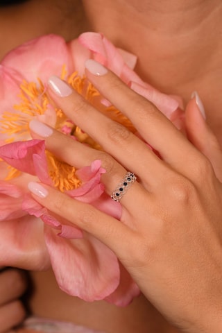 Ring Pianosa Witgoud en Saffieren