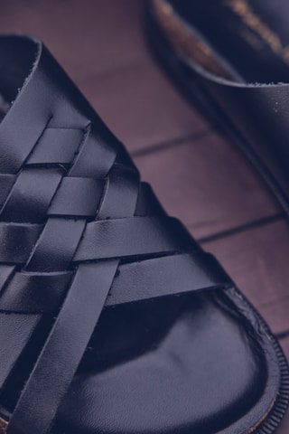 Mules em couro Vadim - Preto