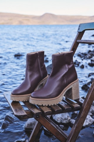 Botins em couro Louise - Castanho