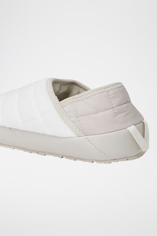 Slip-on polaire Denali Thermoball Traction - Blanc et gris clair