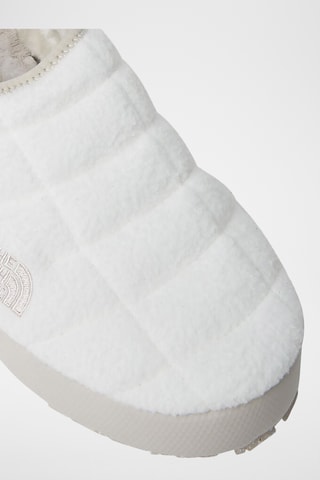 Slip-on polaire Denali Thermoball Traction - Blanc et gris clair
