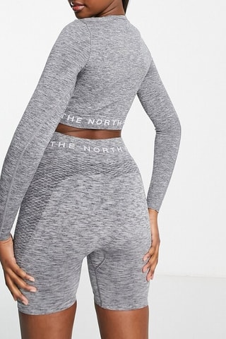Crop top d’entraînement Exclusive at Asos - Gris chiné