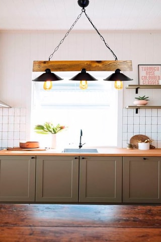Candeeiro suspenso Üç Sapka - Natural e preto - Em pinho - 3 x 60 W