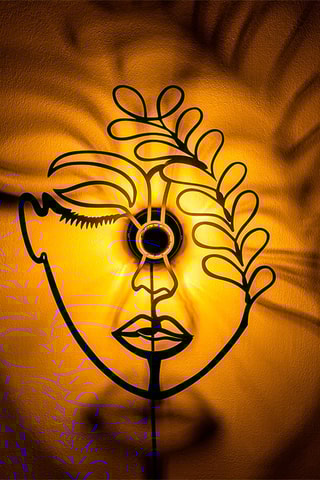 Aplique de parede Flower Faced 
Preto