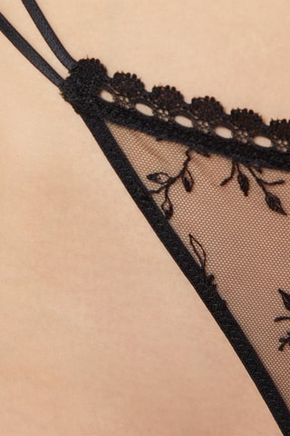String Flirt  Noir