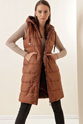Gilet long regular à capuche sans manches - Marron