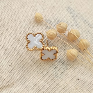 Boucles d'oreilles trèfle - Laiton plaqué or & nacre