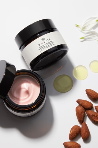 Dag- en Nachtemulsie met Hyaluronzuur   50 ml