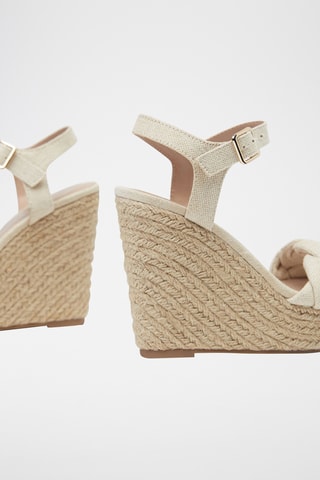 Sandalen met Sleehak - Ecru