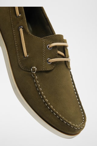 Chaussures bateau en nubuck - Kaki