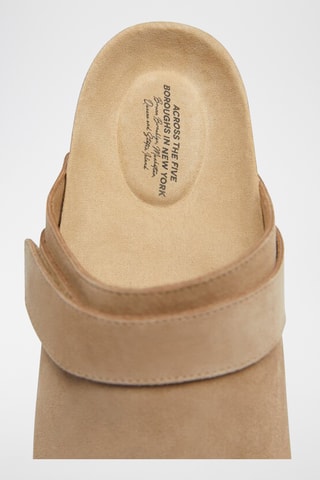 Sabots en cuir - Beige