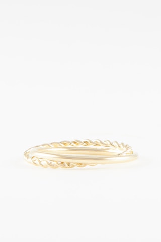Anel Moon 
Ouro amarelo