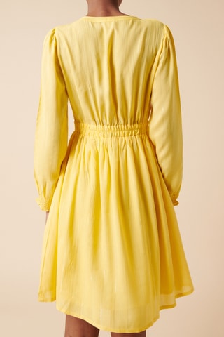 Robe droite - 
Jaune