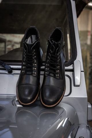 Botins em couro Bram - Preto