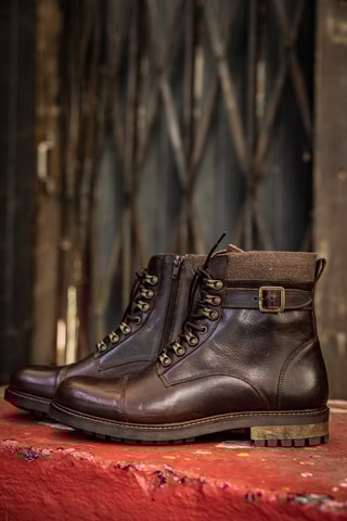 Botins em couro Bram - Castanho