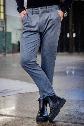 Calças chino tapered Bruce Call Cinzento