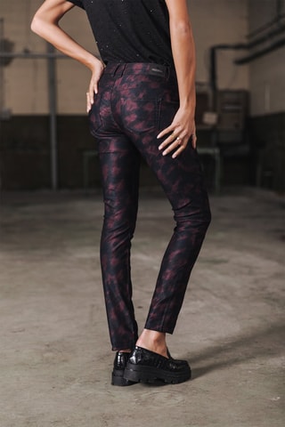 Calças slim Kaylee Witchy Preto