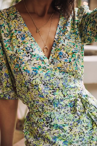 Vestido estilo envelope Laurence Parodia Verde