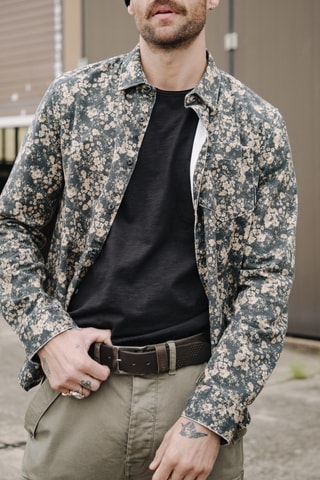 Camisa Jeremiah Gab Flower - Preto e bege